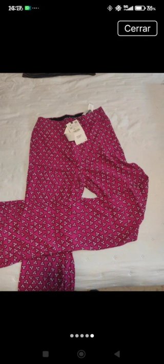 Pantalón Zara estampado rosa y blanco