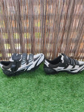 Zapatillas Ciclismo MTB GES Blancas Talla 43