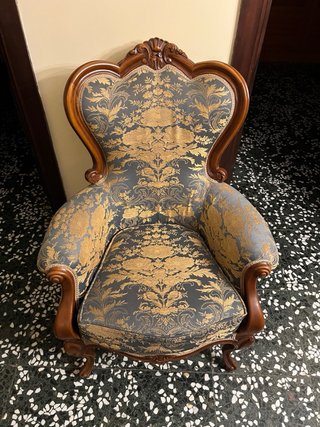 Sillón Vintage Tapizado Madera y Tela