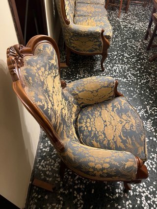 Sillón Vintage Tapizado Madera y Tela