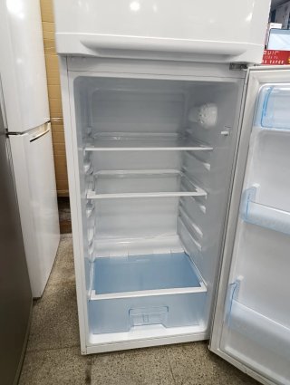 Nevera Beko 1.46x55cm