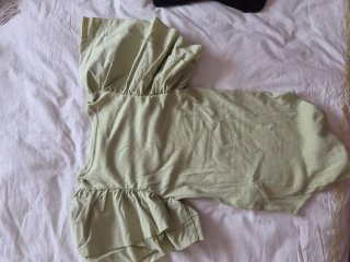 Body Zara verde con volantes