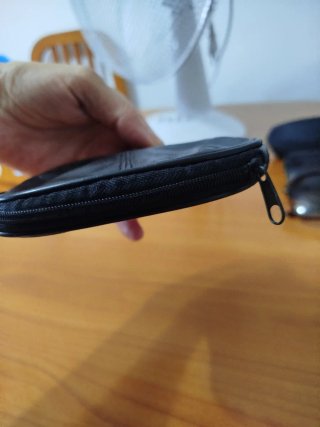 Monedero vintage negro