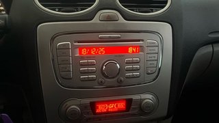 Ford Focus 1.6 TREND 100 5P