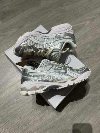 Asics Gel Kayano Plata/Blanco