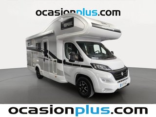 McLouis Glamys 320 2.2D 103 kW (140 CV)