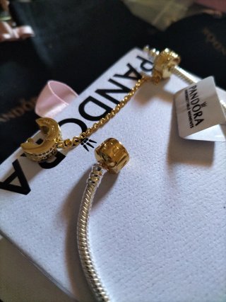 Pulsera Pandora con cierre de seguridad