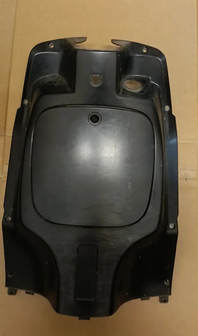 Tapas varias para Peugeot Tweet 125i 2018