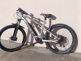 Bicicleta Moustache Carbono X6
