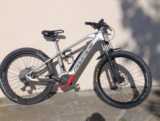 Bicicleta Moustache Carbono X6