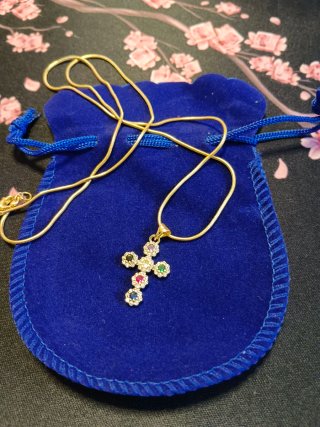 Collar Cruz Circonitas Multicolor Oro
