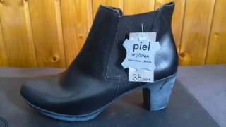 Botines piel negros talla 40