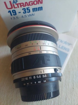Objetivo Voigtländer AF Ultragon 19-35mm