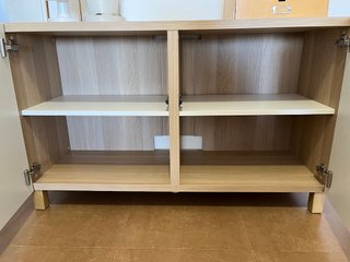 Aparador IKEA BESTA roble blanco