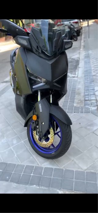 Yamaha Xmax 300 Negra