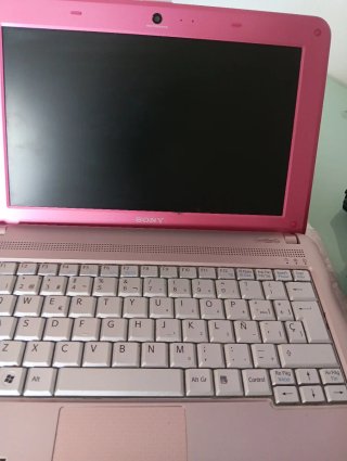 Portátil Sony Vaio Rosa