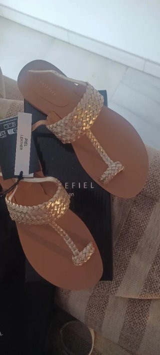 Sandalias Cortefiel Piel Doradas Talla 38