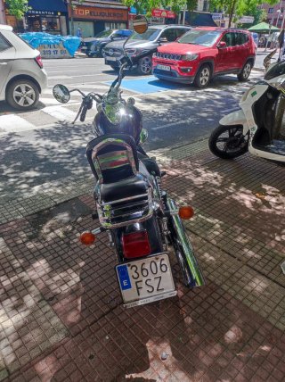 Suzuki Intruder 125cc Negra. Cómo nueva.