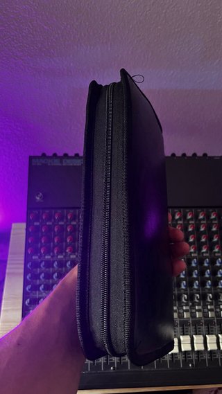 80 CDs Grabables en Estuche Negro