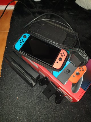 Nintendo Switch v2 Azul/Naranja Completo