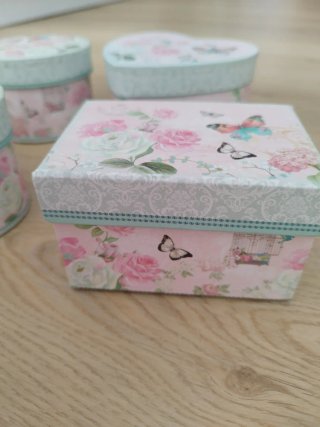 Set 4 Cajas Decorativas Flores y Mariposas