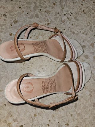 Tacones Brangis Class Beige y Blanco