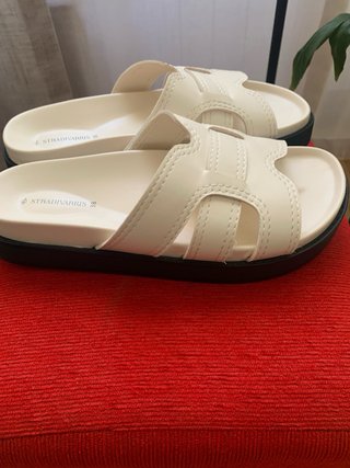 Chanclas Stradivarius Blancas Talla 38