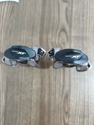 Pedales Shimano XT PD-M8100