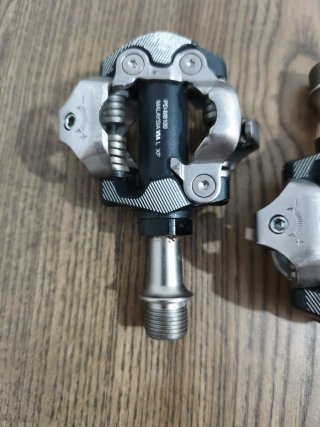 Pedales Shimano XT PD-M8100