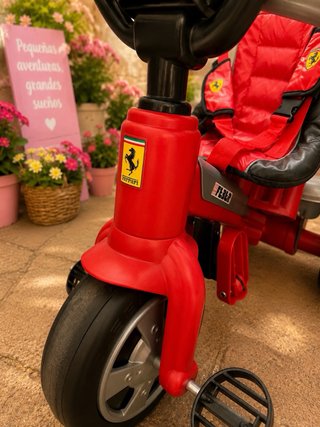 Triciclo Ferrari Feber Rojo