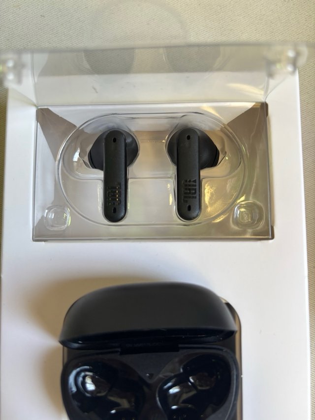 Auriculares JBL Tune Flex Negro