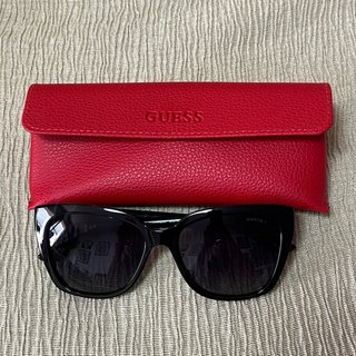 Gafas de sol Guess GU7878 01D