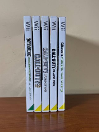 Lotto 5 Giochi Call of Duty per Nintendo Wii
