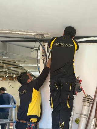 MADELCAS MULTISERVICIOS | ELECTRICISTA EN VALENCIA