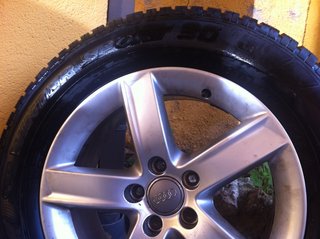 Llantas Audi Q5 modelo 2010 con neumáticos inviern