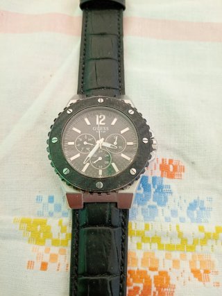 Orologio Guess Uomo Nero e Argento