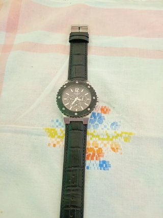 Orologio Guess Uomo Nero e Argento