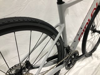 Bicicleta Ridley Grifn Gravel GRX 800 2x Gris