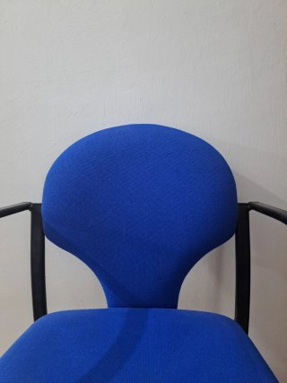 Silla de oficina azul