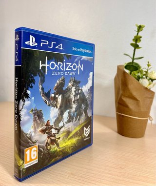 PS4 (PlayStation 4) Negra de Segunda mano por 129 EUR en Madrid