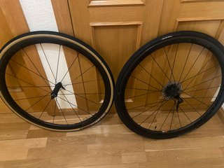 Ruedas Carretera  Bontrager Aeolus  pro 3  CARBONO