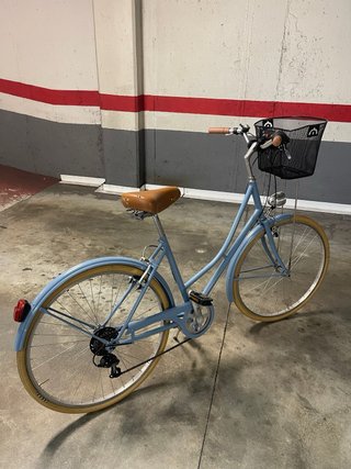 Bicicleta Holandesa Azul con Cesta
