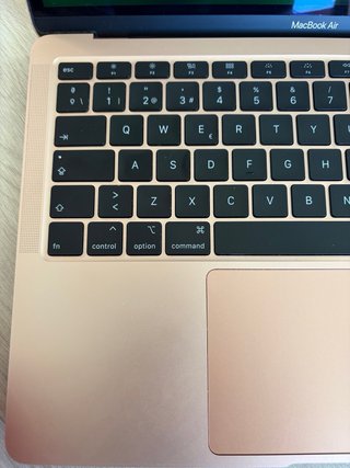 MacBook Air 2020 13 Retina Oro Rosa - BUEN ESTADO