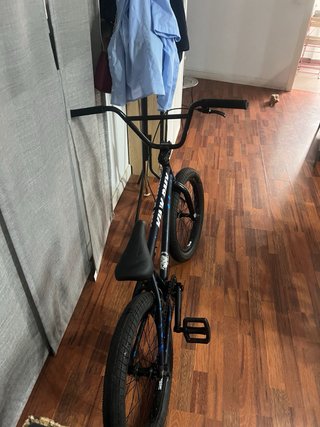 Bicicleta BMX Kink Niño