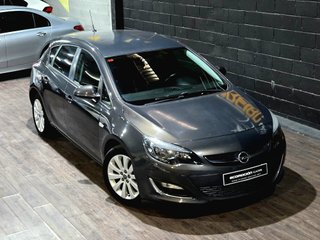 Opel Astra 2013 1.4 TURBO 140CV