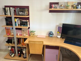 Escritorio esquinero madera y morado