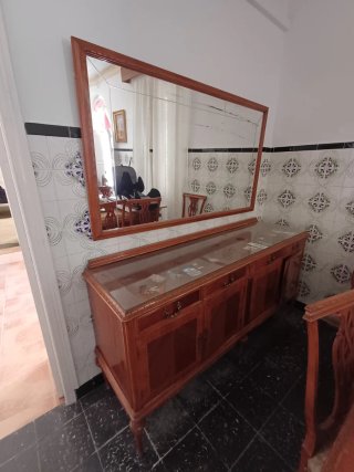 Comedor completo madera. antiguo