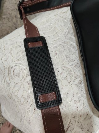 Bandolera VULISU Hombre Piel Negra y Marrón