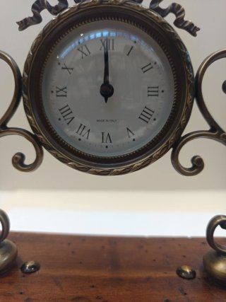 Orologio da tavolo in ottone