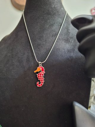Collana con ciondolo cavalluccio marino